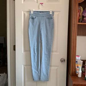 Martha jeans zipper at hem super stretchy